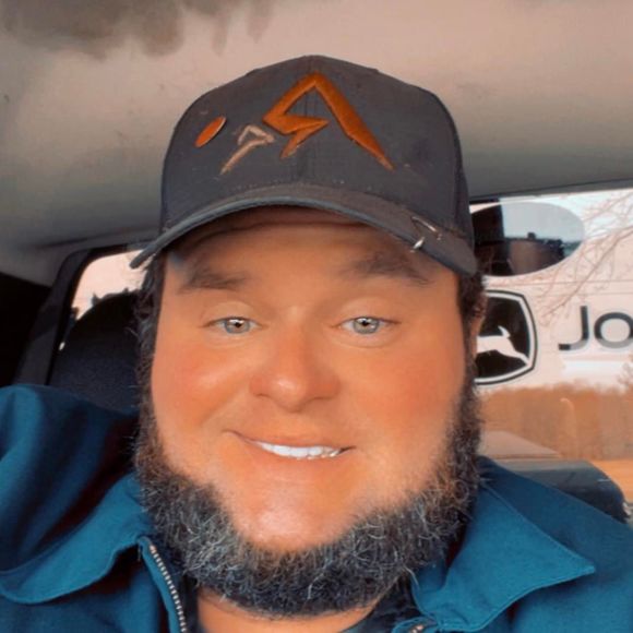 Meet your Posher, Joshua - Picture 1 of 1